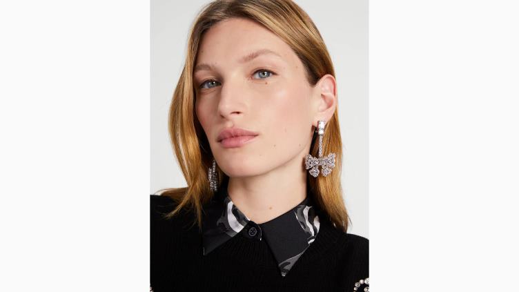 boucles d'oreilles linéaires en forme d'arc Kate Spade femmes accessoires D82881243 clair/argent