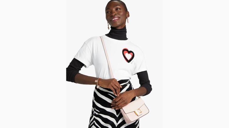 t-shirt à ornements et cœurs superposés Kate Spade femmes vêtements D8288894 blanc frais